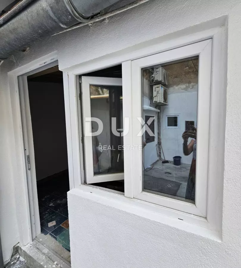 3-bedroom Apartment In Bulevard, Croatia (99 M²)