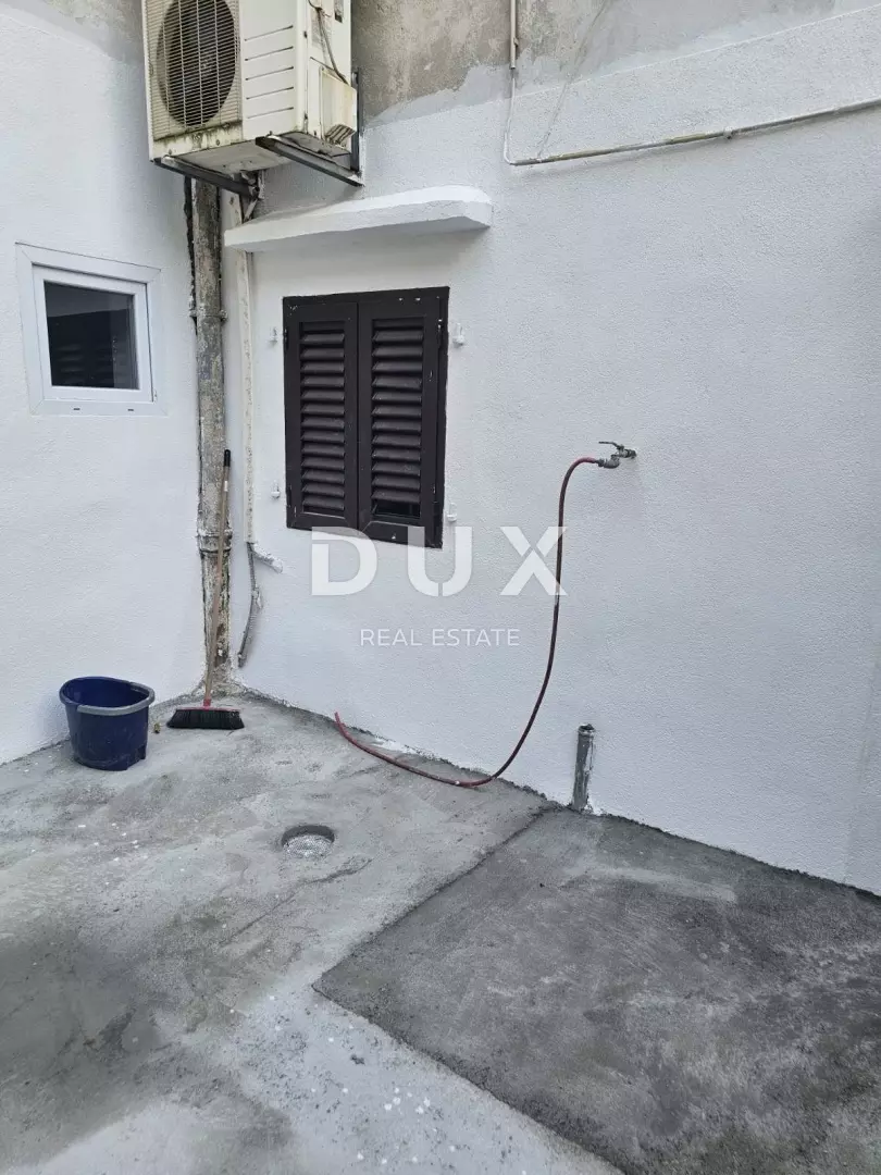 3-bedroom Apartment In Bulevard, Croatia (99 M²)