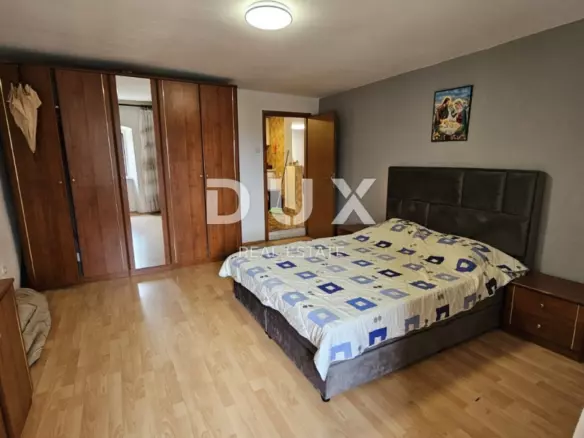 3-bedroom Apartment In Bulevard, Croatia (99 M²)