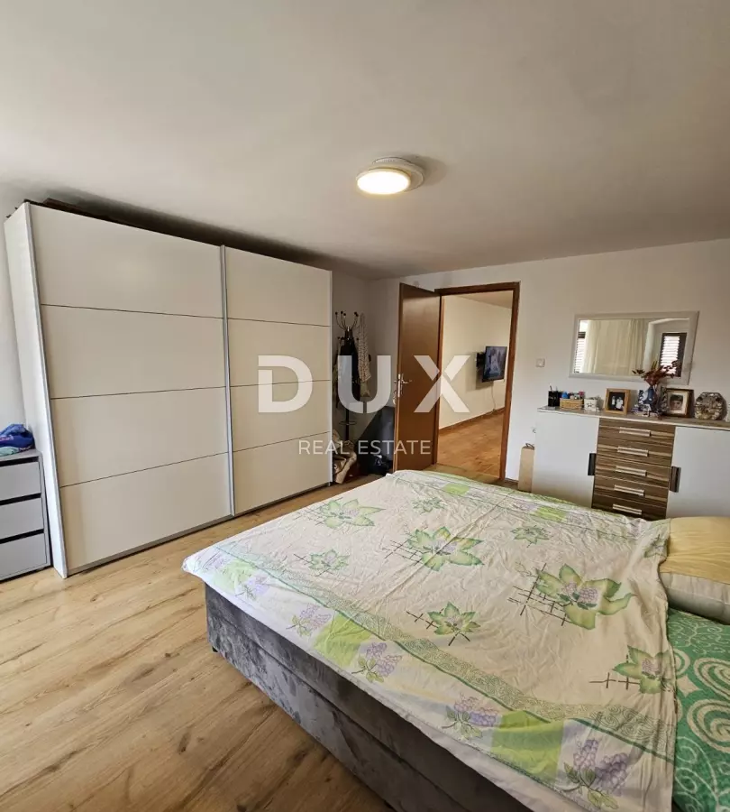 3-bedroom Apartment In Bulevard, Croatia (99 M²)