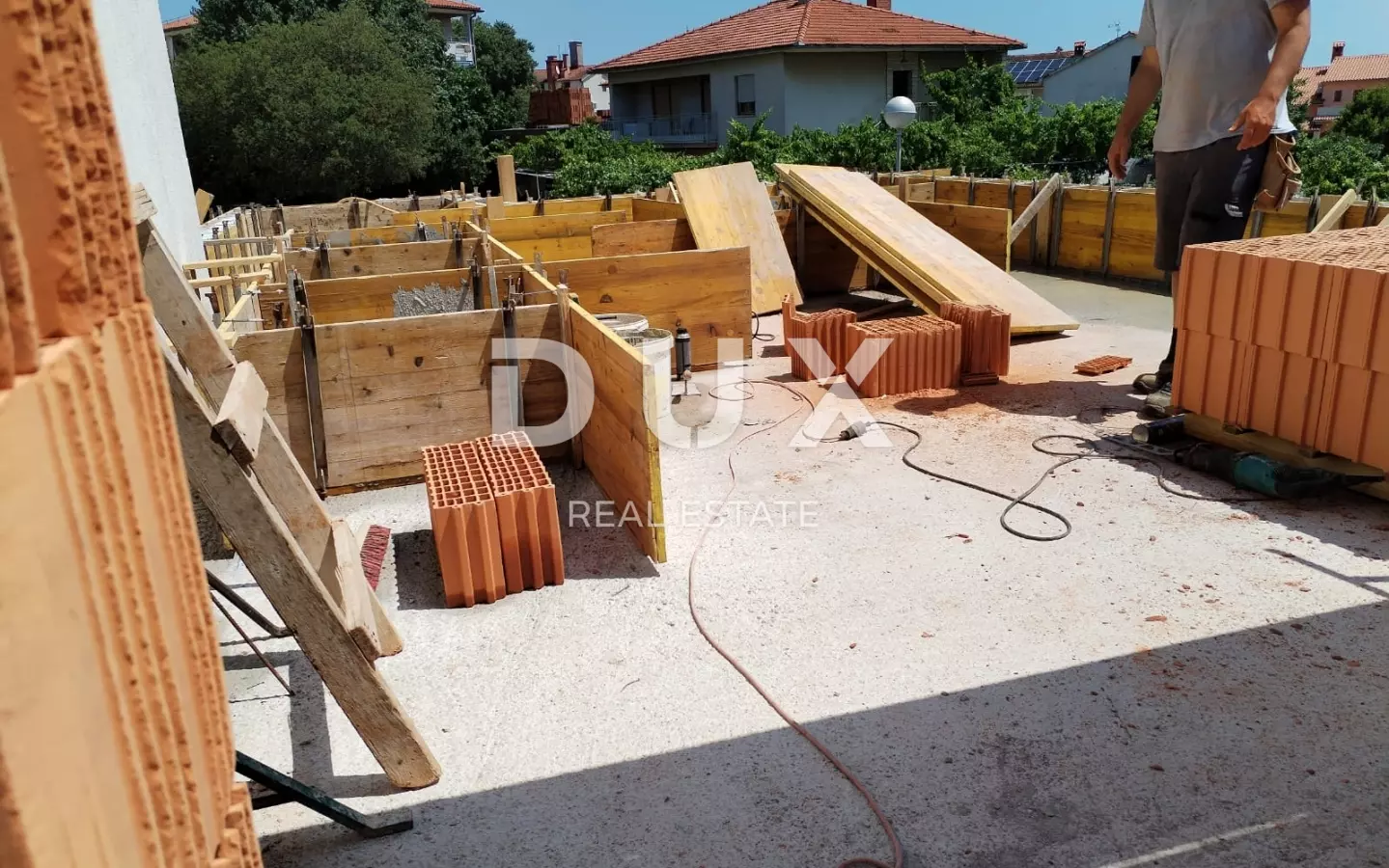 3-bedroom Apartment In Monte Magno, Croatia (92 M²)