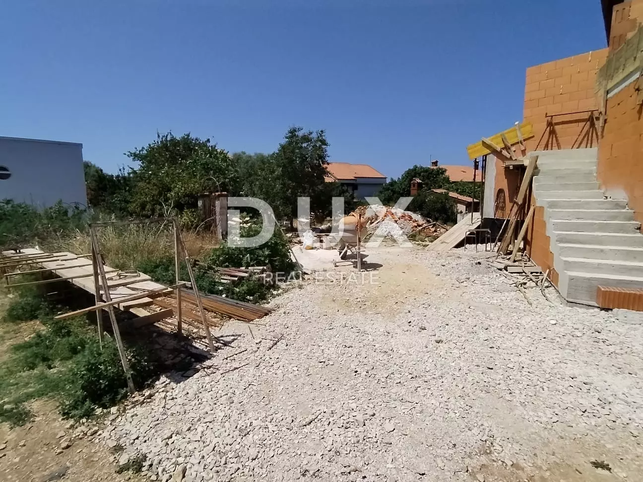 3-bedroom Apartment In Monte Magno, Croatia (92 M²)