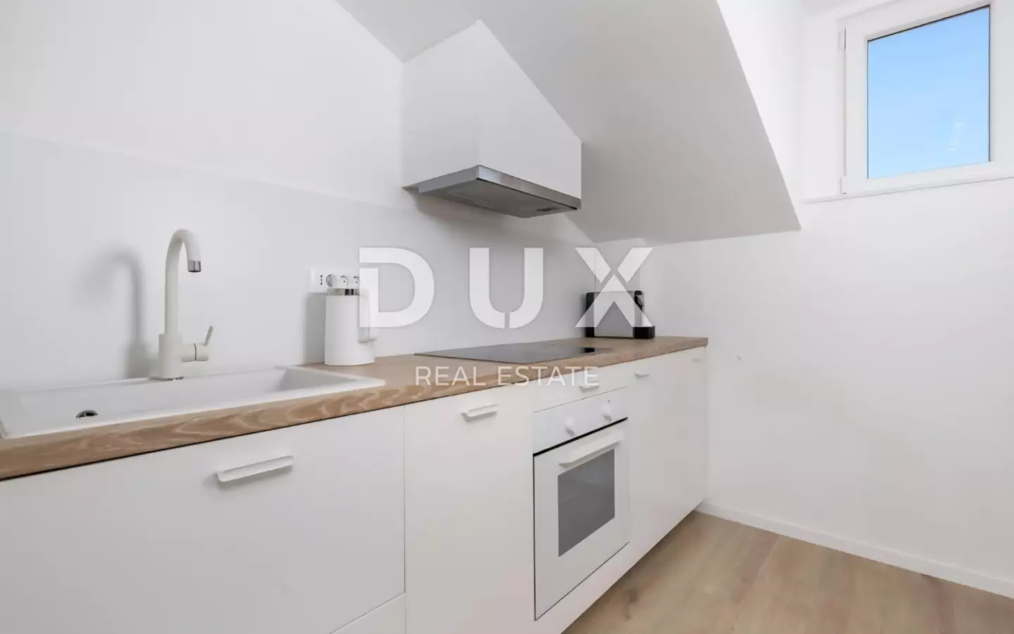 2-bedroom Apartment In Opatija – Centar, Croatia (84 M²)