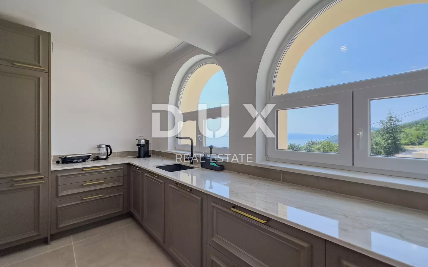 1-bedroom Apartment In Lovran, Croatia (101,67 M²)