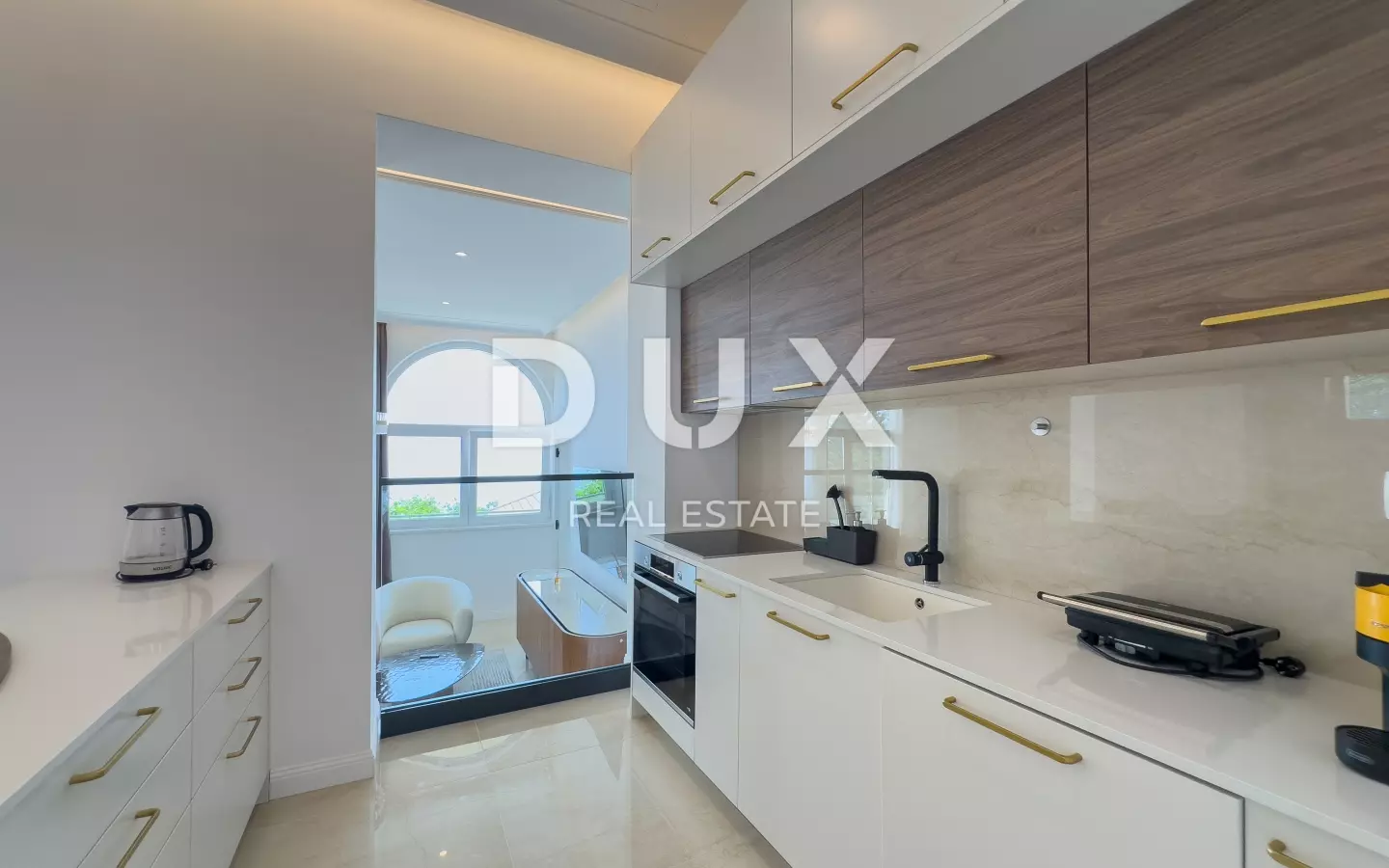 1-bedroom Apartment In Lovran, Croatia (129 M²)