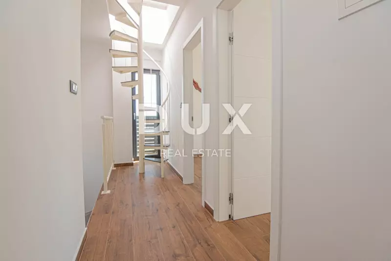 3-bedroom Villa In Vodice, Croatia (140 M²)