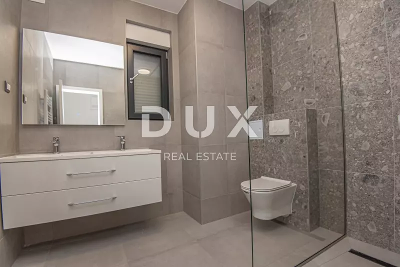 3-bedroom Villa In Vodice, Croatia (140 M²)