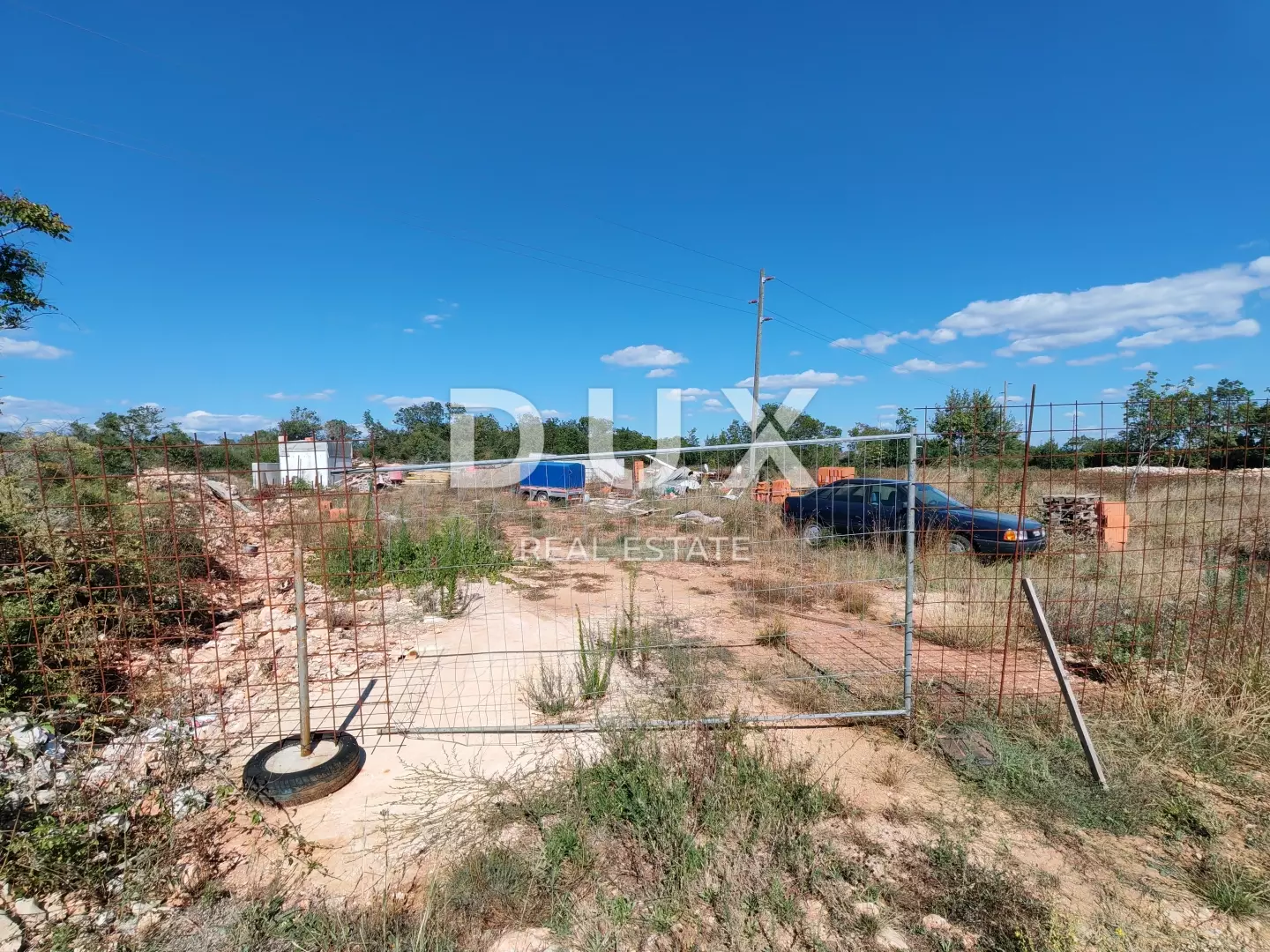 1753978185_img_20250730_161840-e174b8 Land In Ninski Stanovi, Croatia (916 M²)