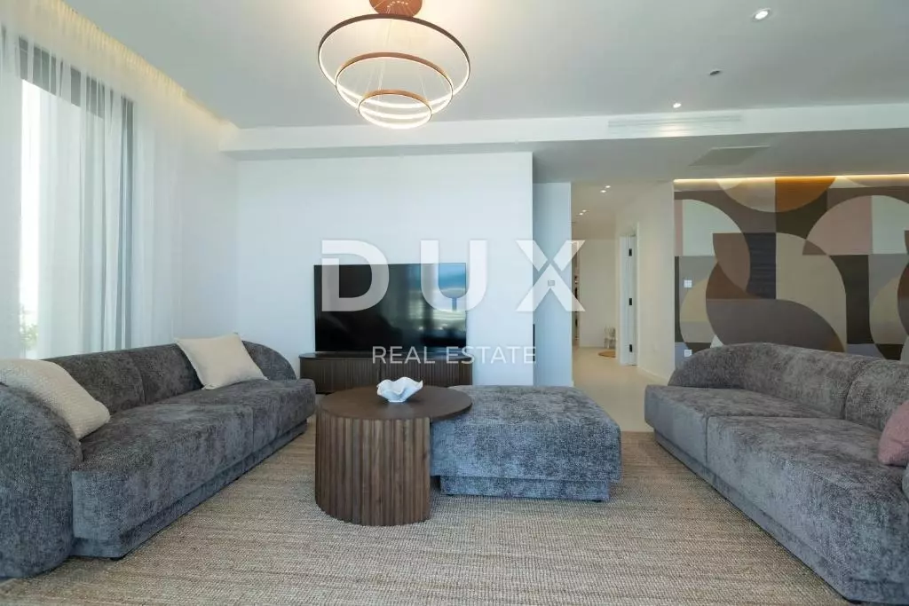 4-bedroom Villa In Zaton, Croatia (313 M²)