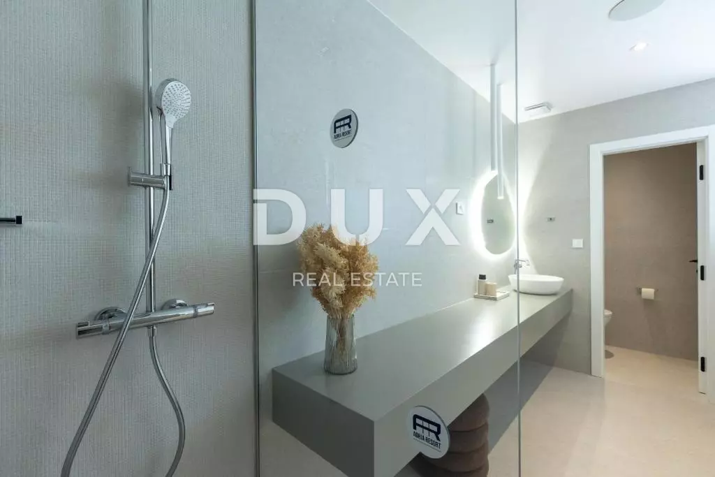 4-bedroom Villa In Zaton, Croatia (265 M²)