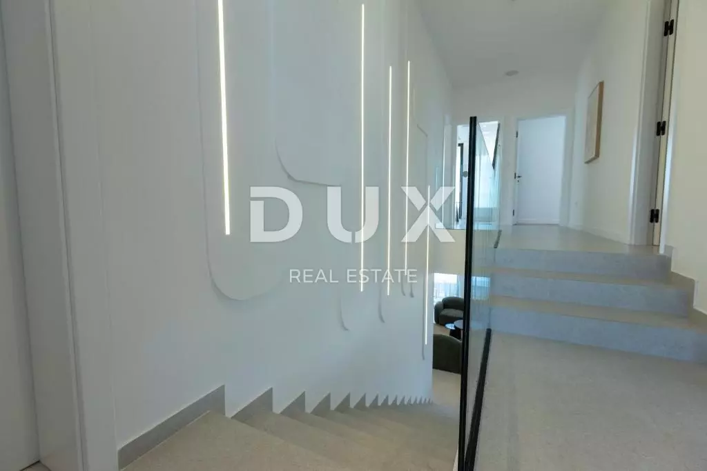 4-bedroom Villa In Zaton, Croatia (265 M²)