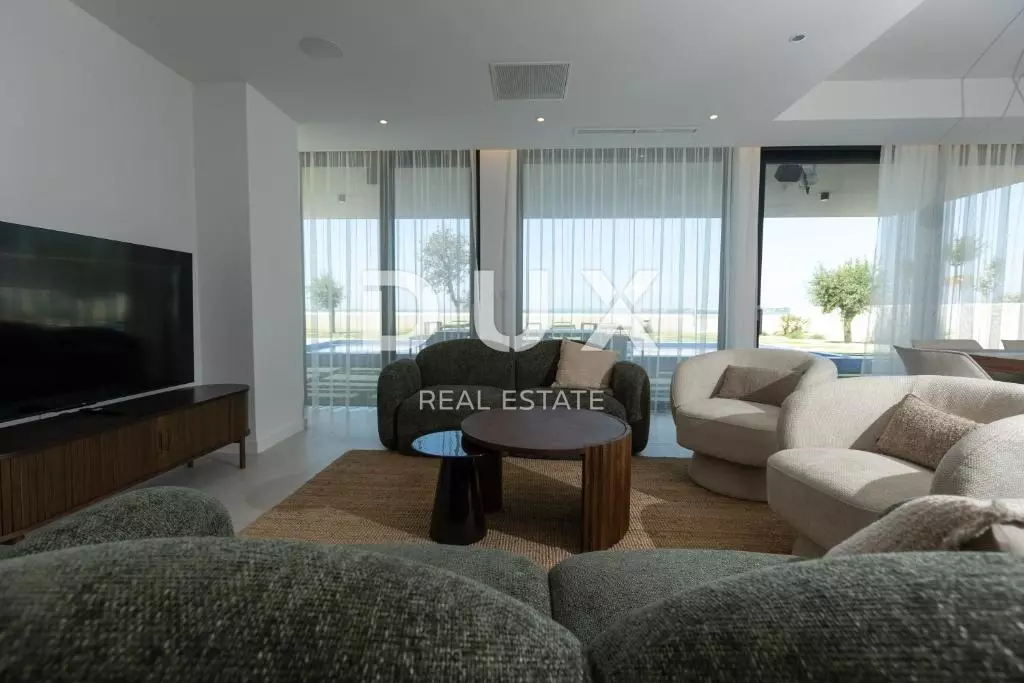 4-bedroom Villa In Zaton, Croatia (265 M²)