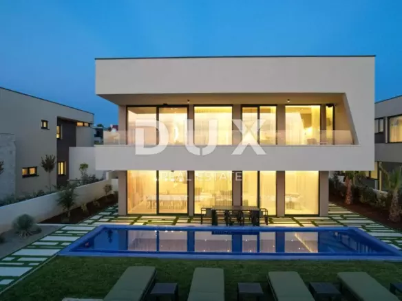 4-bedroom Villa In Zaton, Croatia (265 M²)