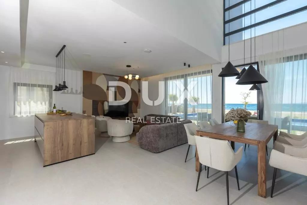 4-bedroom Villa In Zaton, Croatia (275 M²)