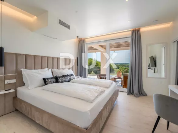 4-bedroom Villa In Labin, Croatia (290 M²)
