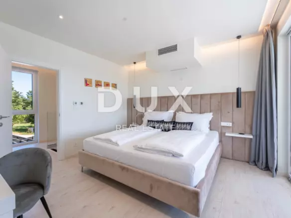 4-bedroom Villa In Labin, Croatia (290 M²)