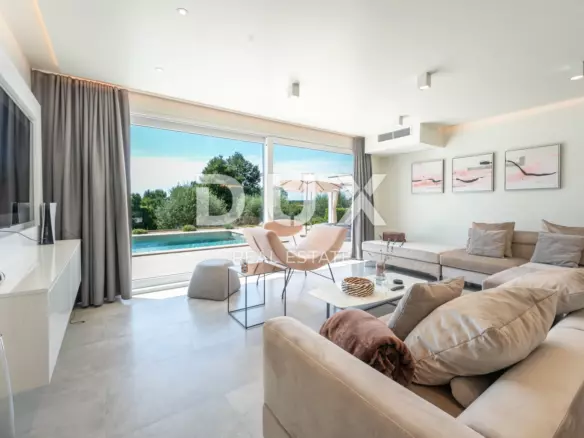 4-bedroom Villa In Labin, Croatia (290 M²)