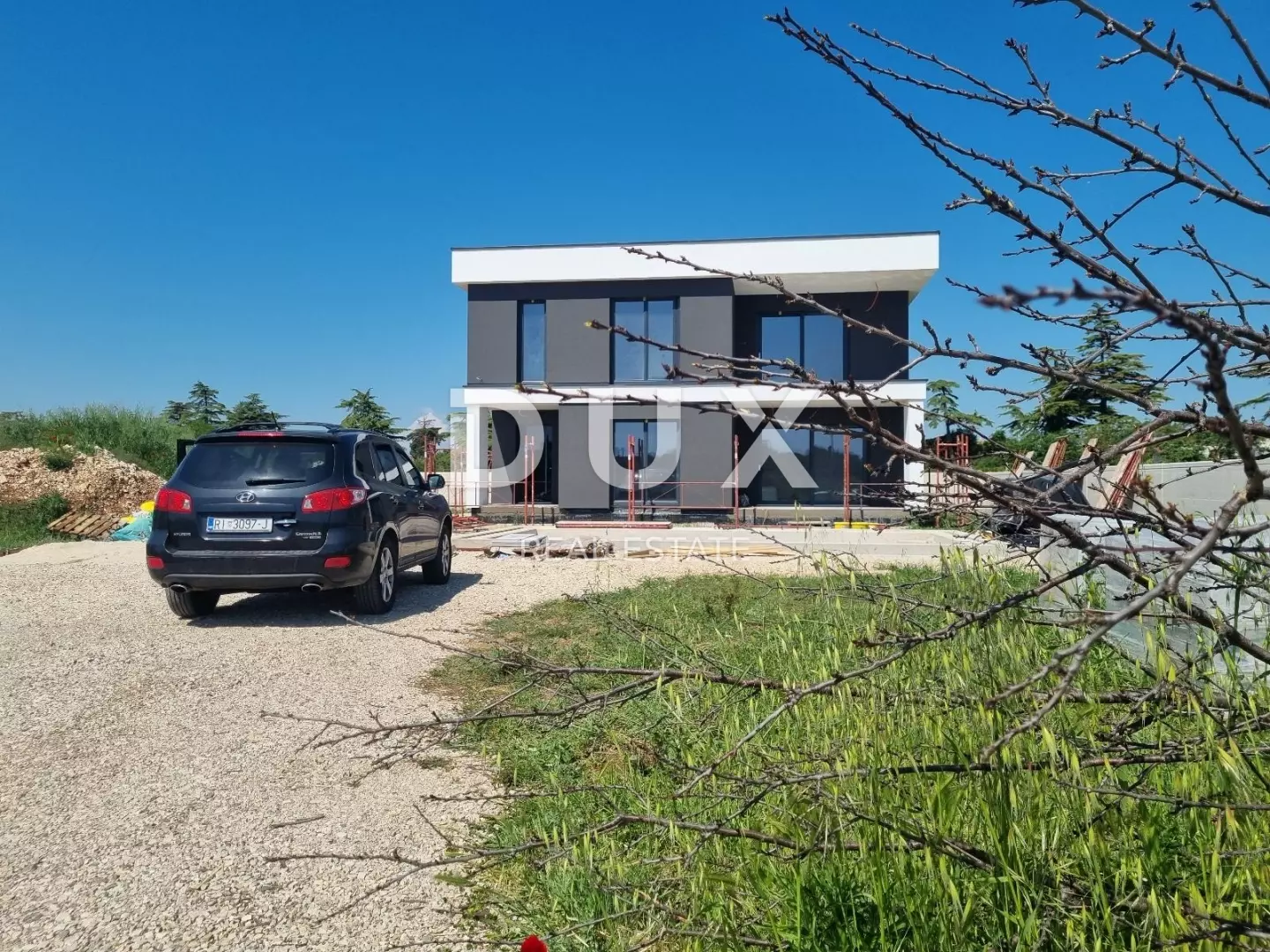 4-bedroom Villa In Štinjan, Croatia (180 M²)