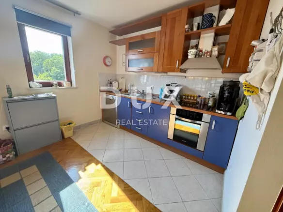 3-bedroom Apartment In Porat, Croatia (108 M²)