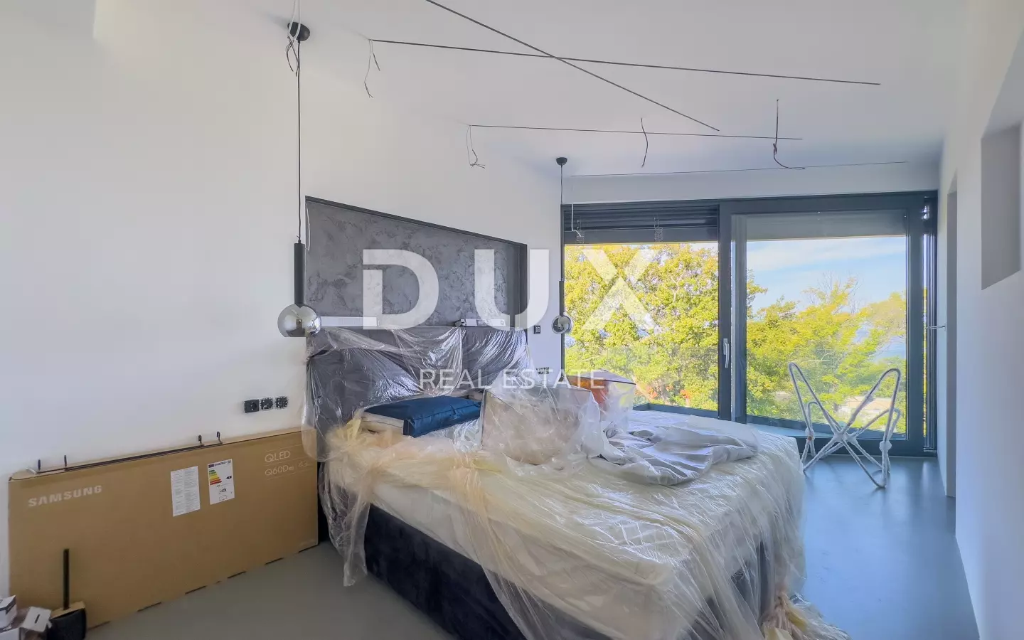 3-bedroom Villa In Njivice, Croatia (349 M²)