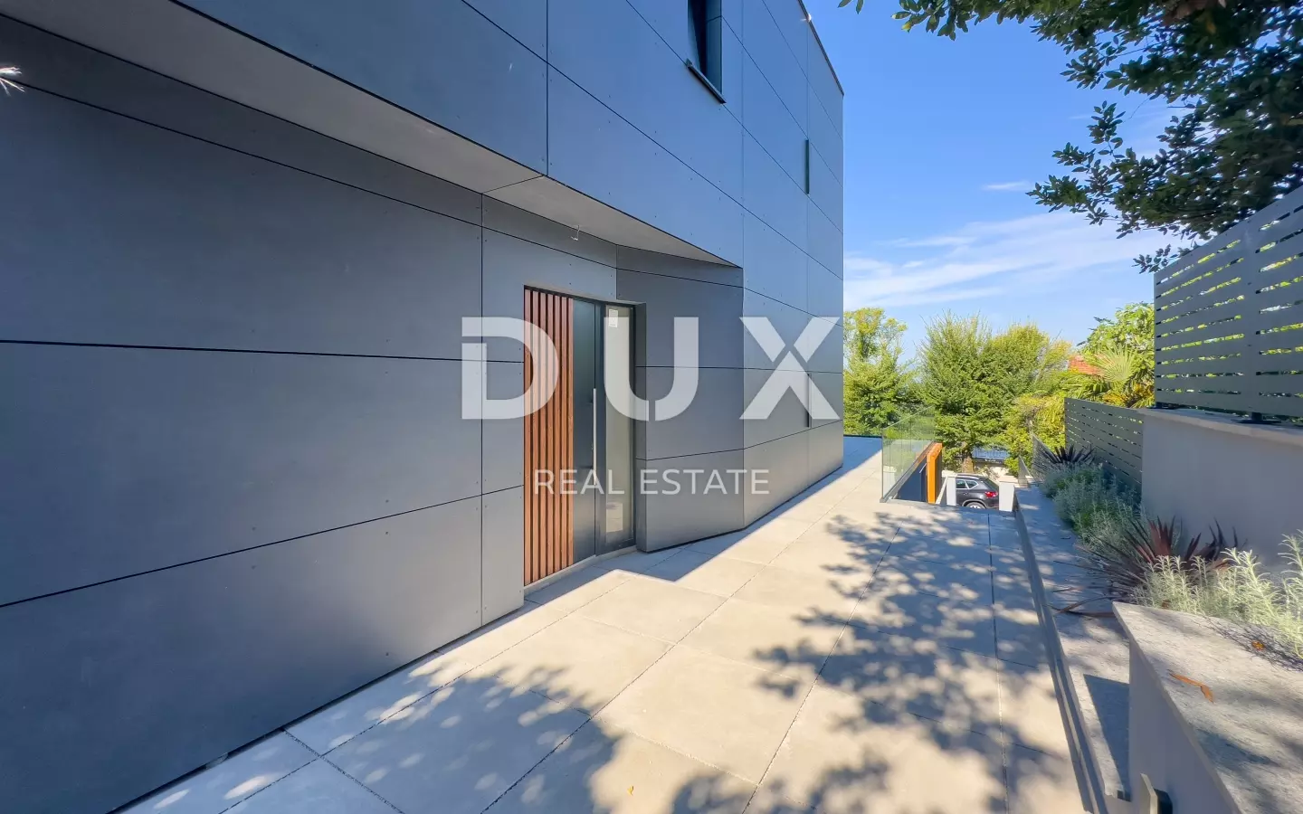 3-bedroom Villa In Njivice, Croatia (349 M²)