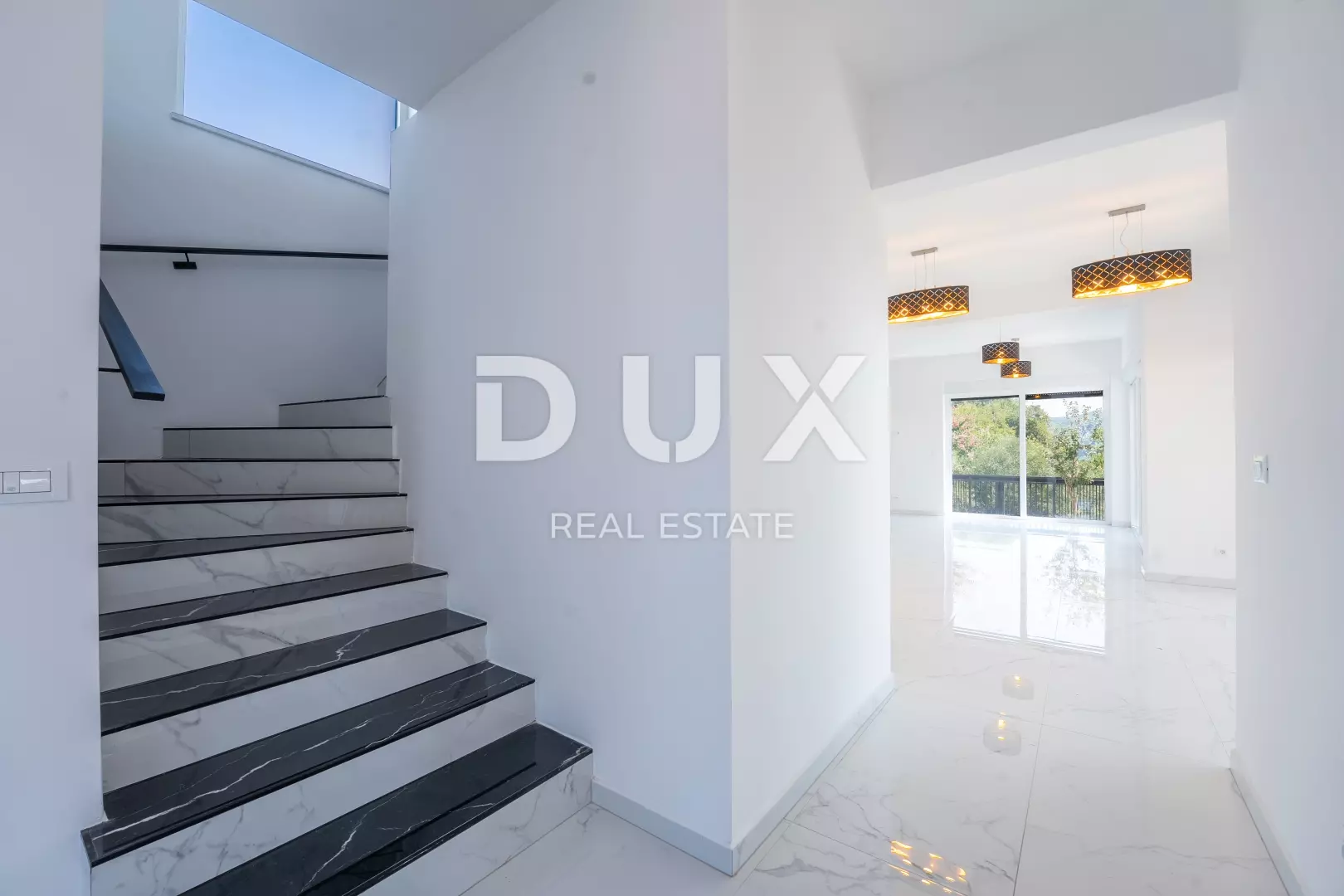 3-bedroom Villa In Kornić, Croatia (198 M²)