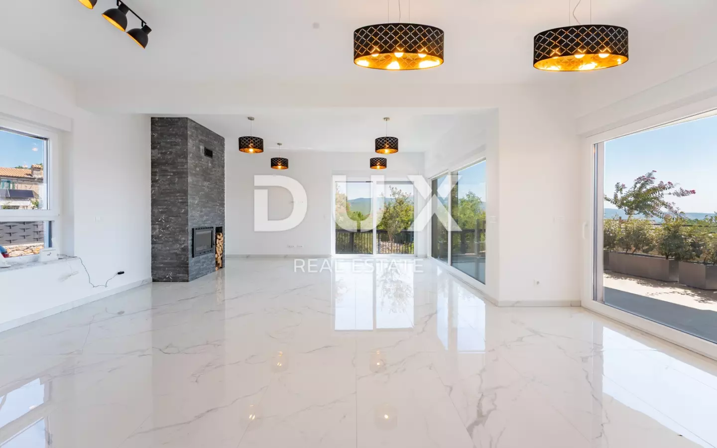 3-bedroom Villa In Kornić, Croatia (198 M²)