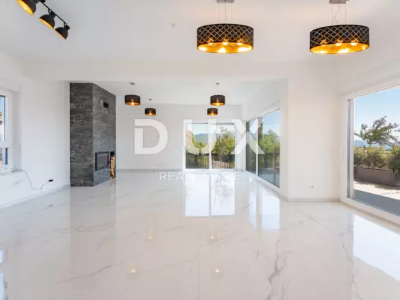 3-bedroom Villa In Kornić, Croatia (198 M²)