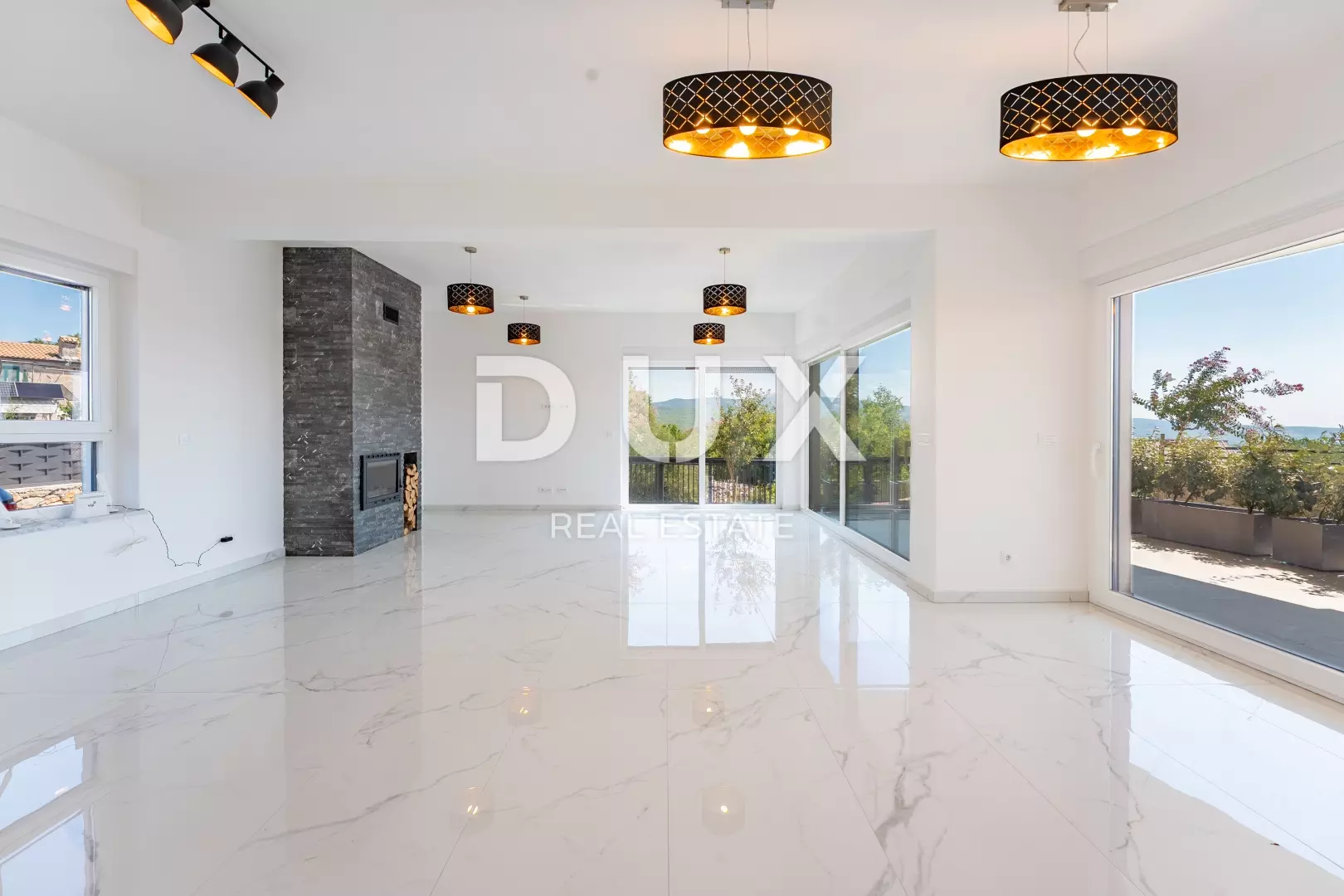 3-bedroom Villa In Kornić, Croatia (198 M²)