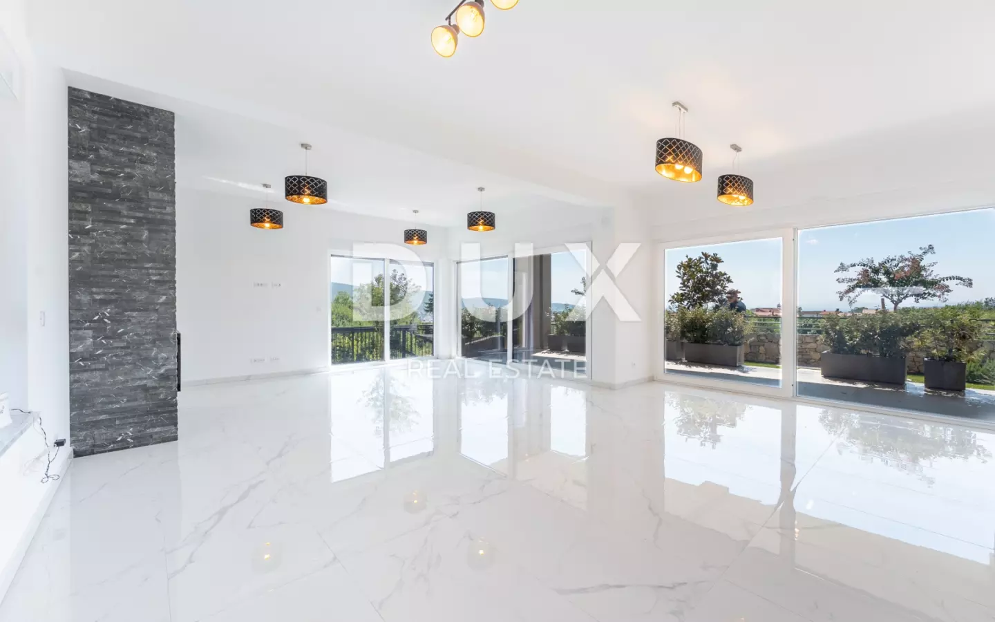 3-bedroom Villa In Kornić, Croatia (198 M²)