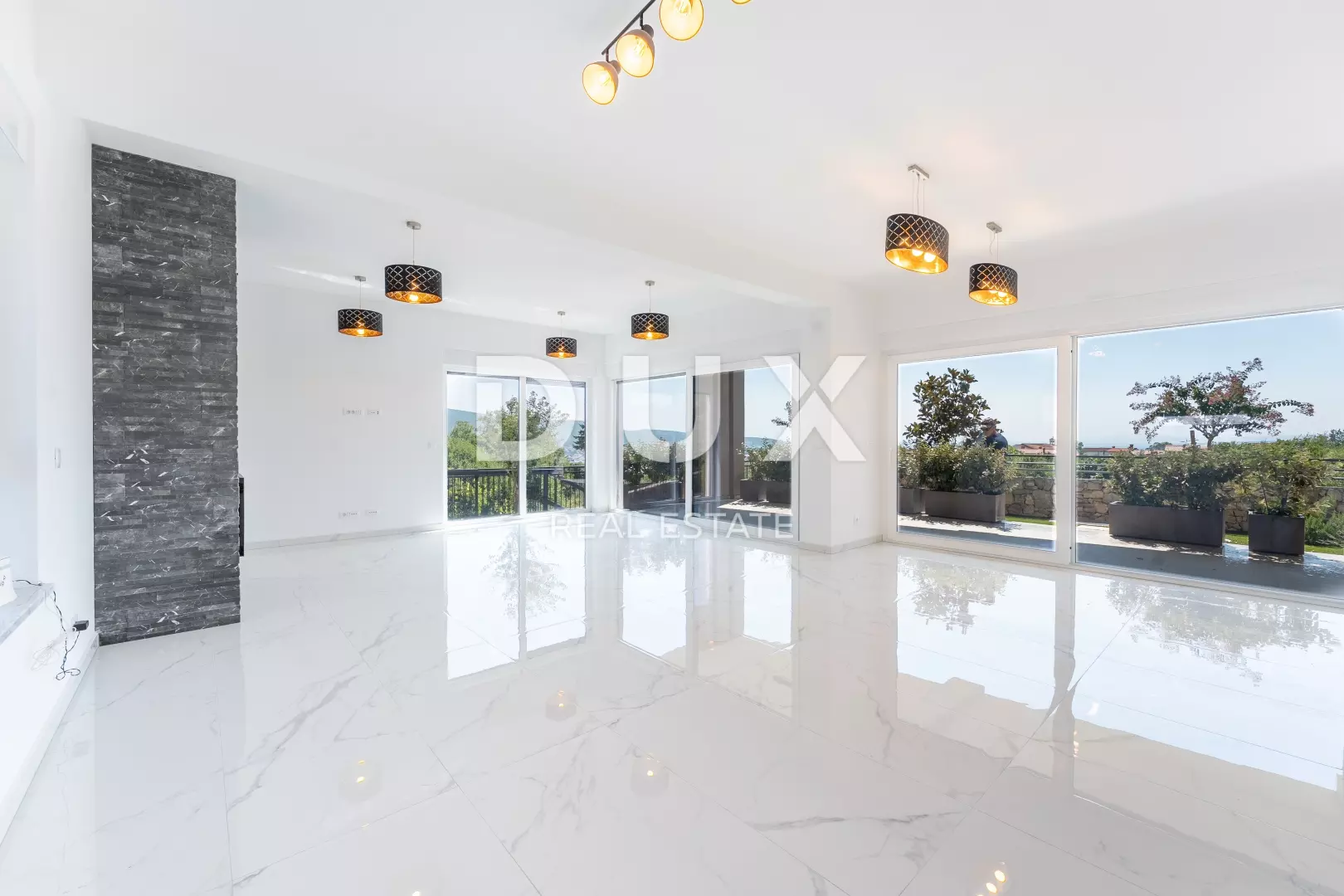 3-bedroom Villa In Kornić, Croatia (198 M²)