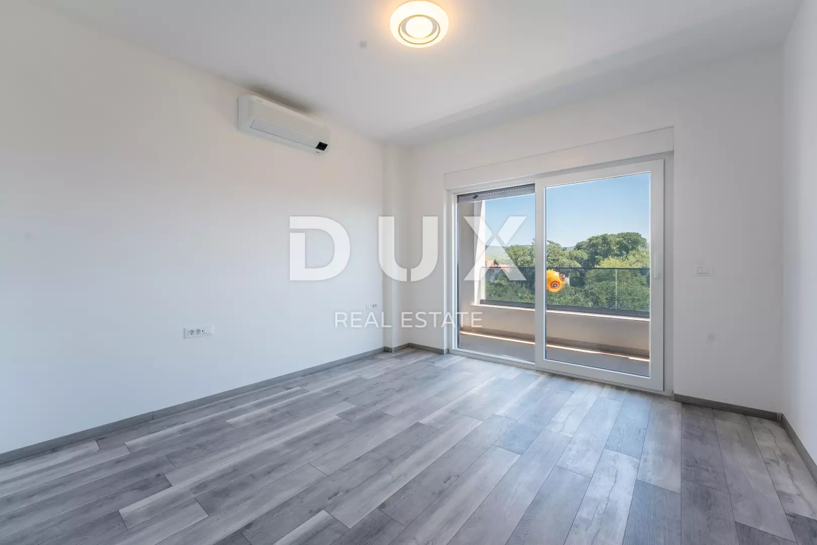 3-bedroom Villa In Kornić, Croatia (198 M²)