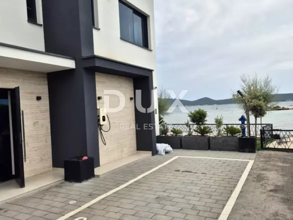 4-bedroom Apartment In Sukošan, Croatia (169,98 M²)