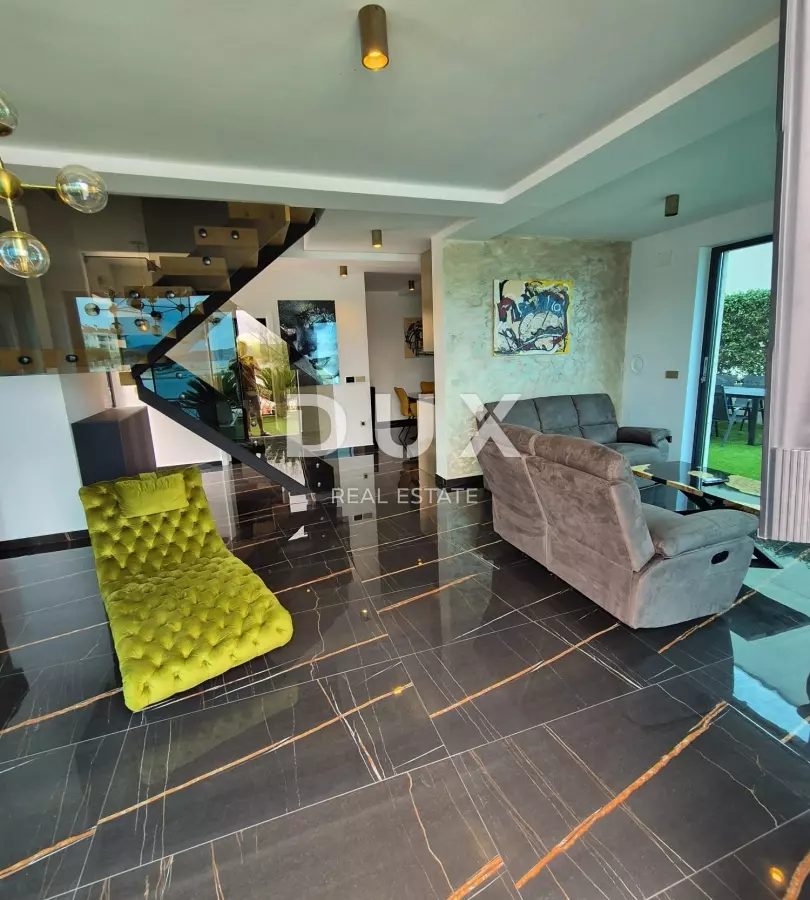 4-bedroom Apartment In Sukošan, Croatia (169,98 M²)