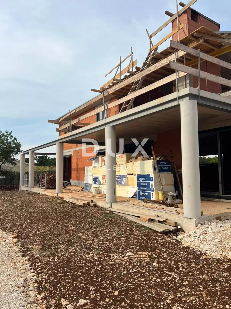 3-bedroom Villa In Svetvinčenat, Croatia (203,26 M²)