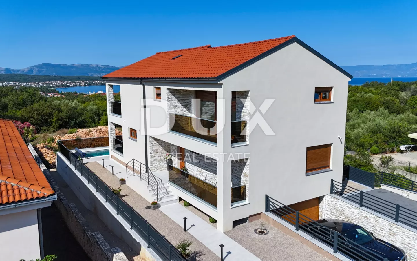 4-bedroom Villa In Malinska, Croatia (280 M²)