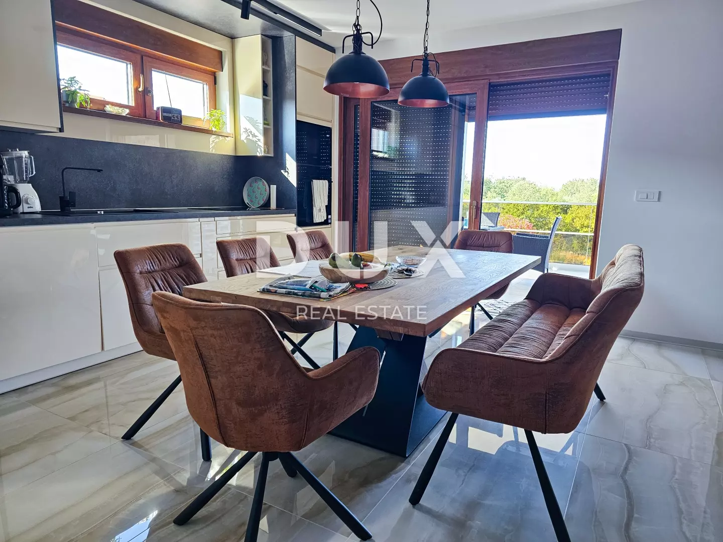 4-bedroom Villa In Malinska, Croatia (280 M²)