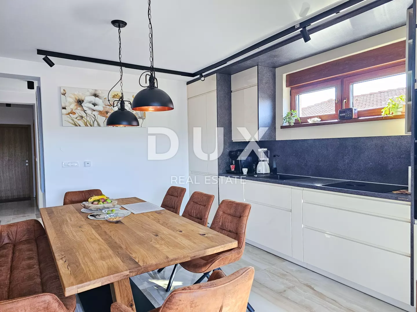 4-bedroom Villa In Malinska, Croatia (280 M²)