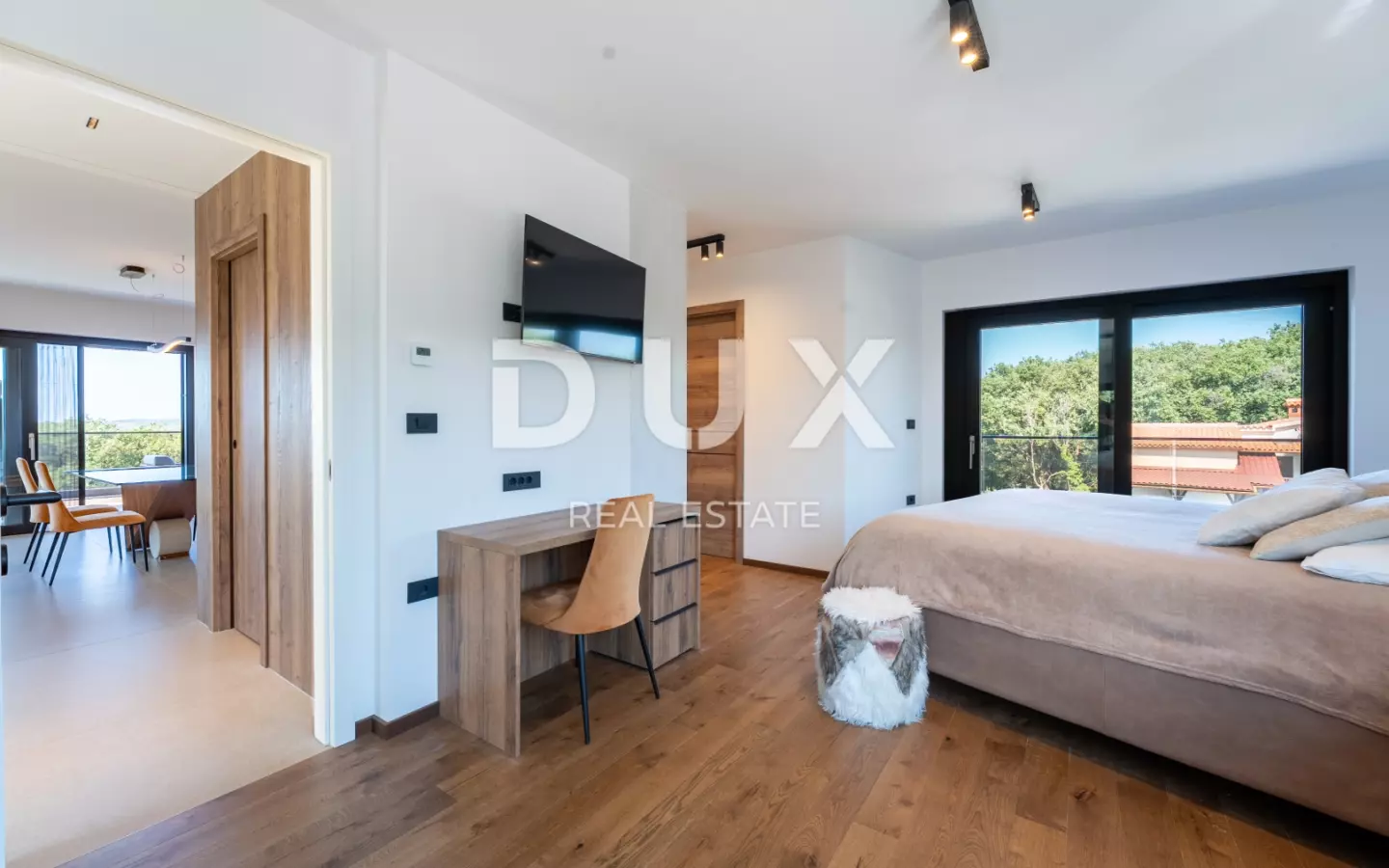 5-bedroom Villa In Medulin, Croatia (311 M²)