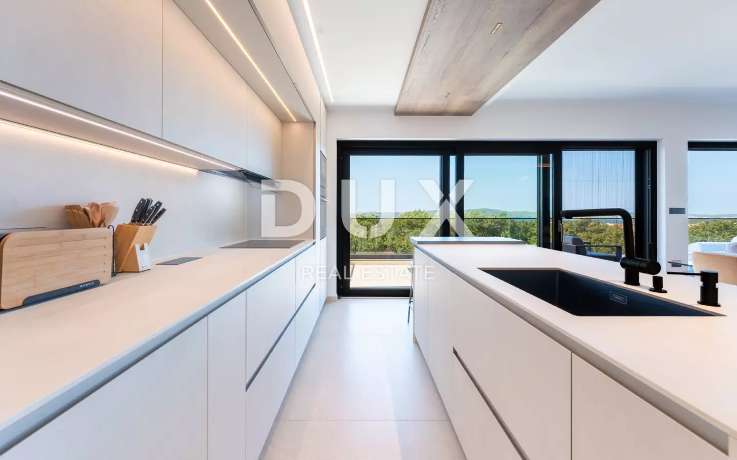 5-bedroom Villa In Medulin, Croatia (311 M²)