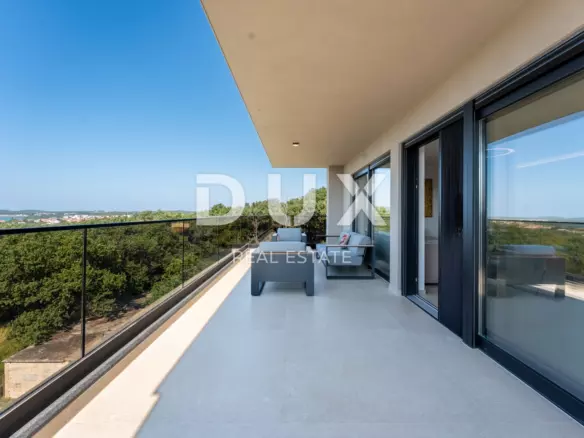 5-bedroom Villa In Medulin, Croatia (311 M²)