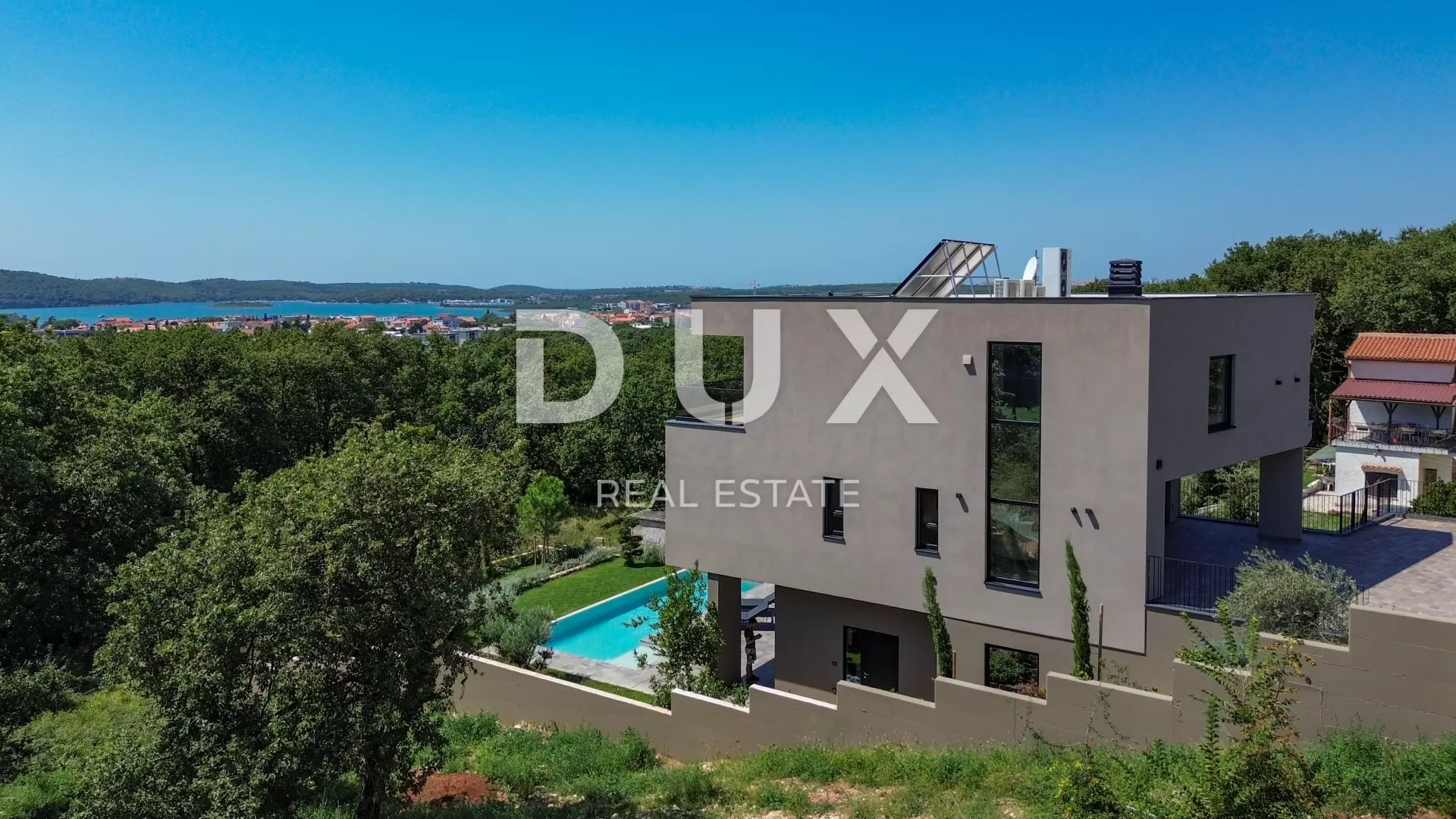 5-bedroom Villa In Medulin, Croatia (311 M²)