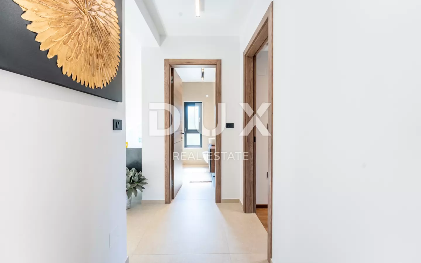 5-bedroom Villa In Medulin, Croatia (311 M²)