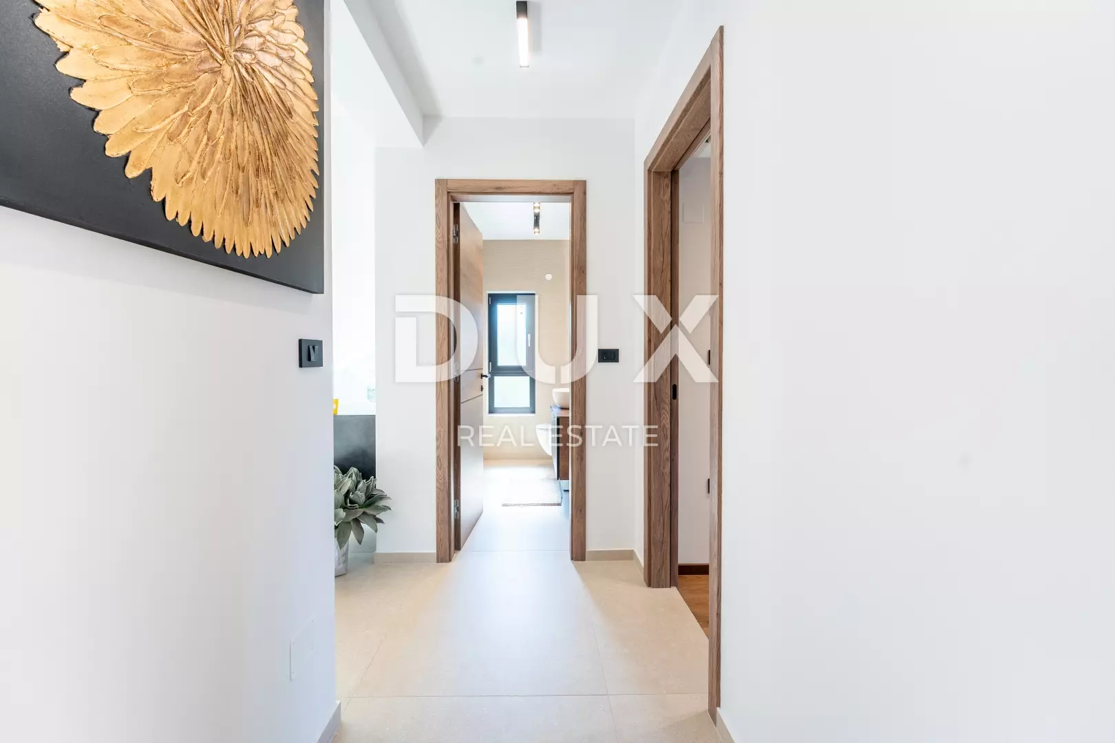 5-bedroom Villa In Medulin, Croatia (311 M²)