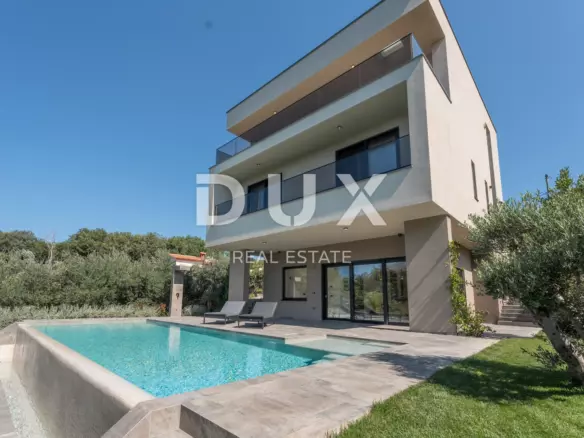 5-bedroom Villa In Medulin, Croatia (311 M²)