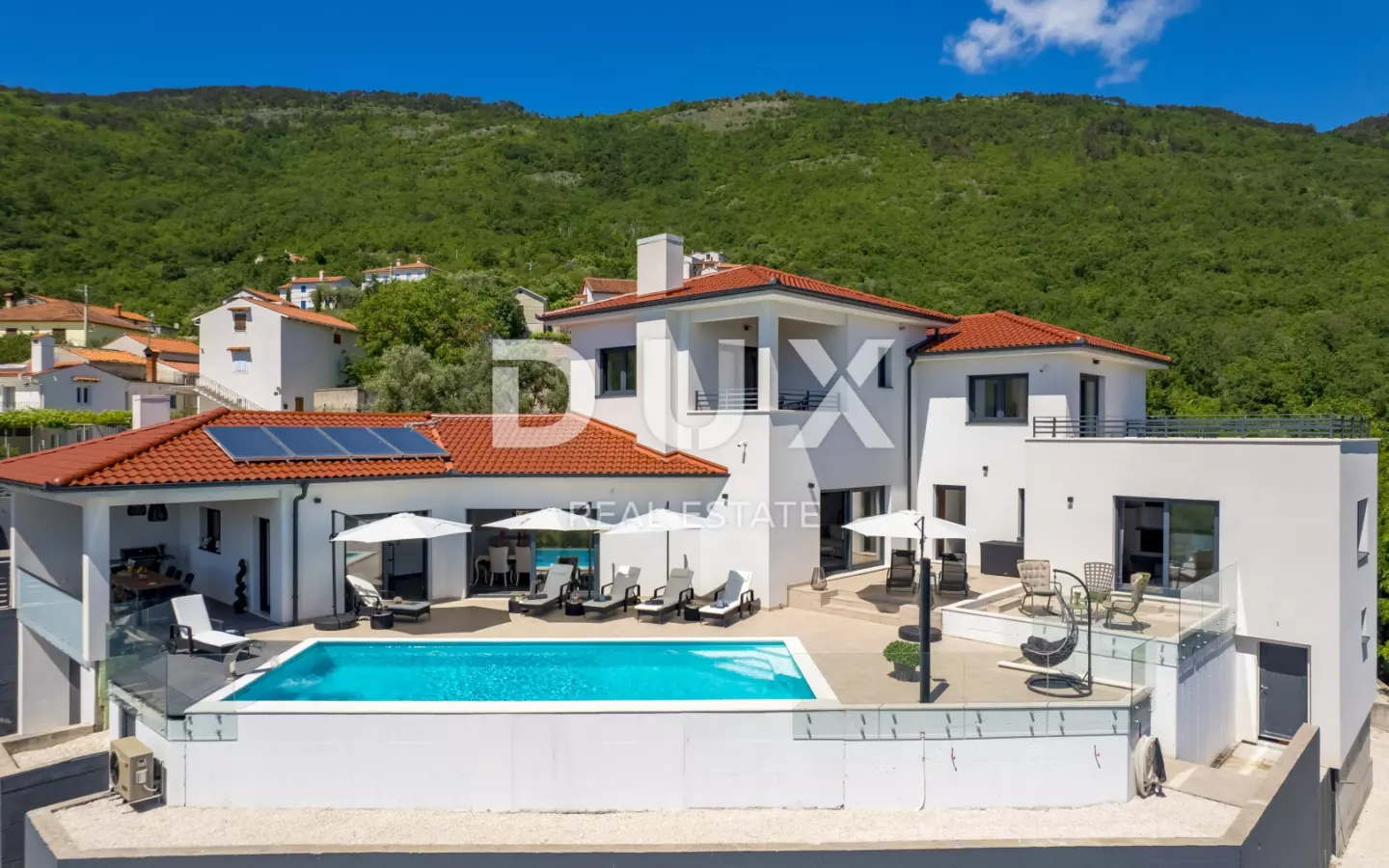 4-bedroom Villa In Martina, Croatia (480 M²)