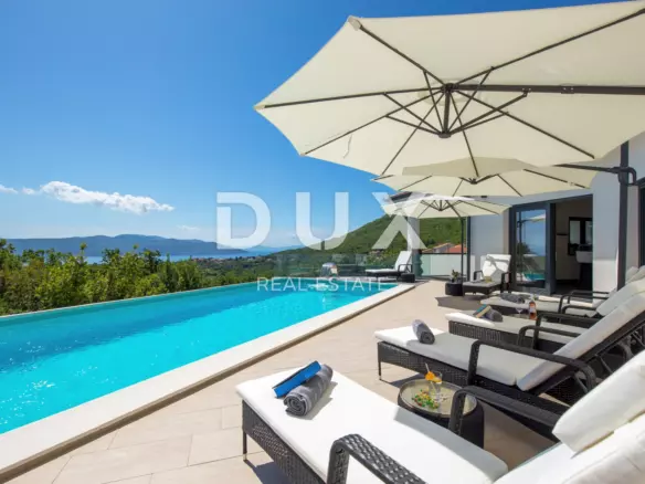 4-bedroom Villa In Martina, Croatia (480 M²)