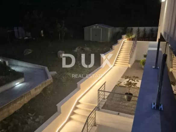 5-bedroom Villa In Lovran, Croatia (298 M²)