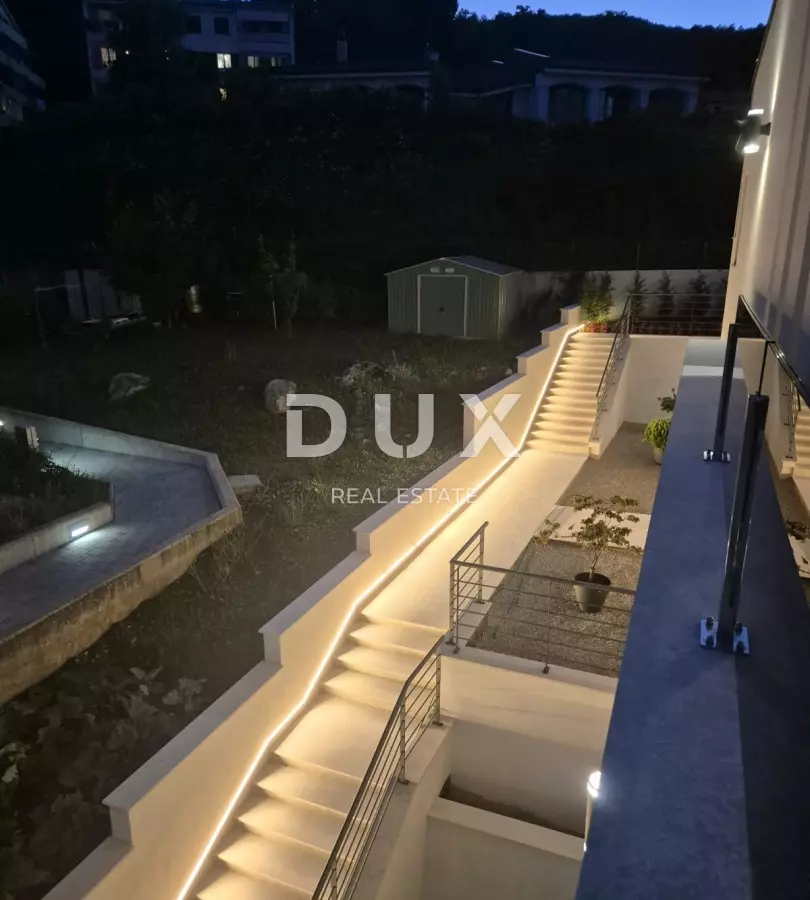 5-bedroom Villa In Lovran, Croatia (298 M²)