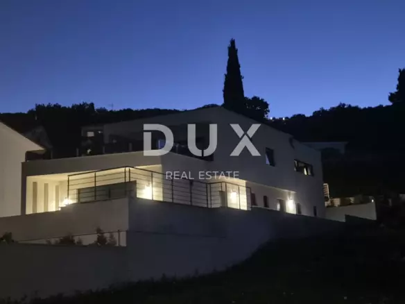 5-bedroom Villa In Lovran, Croatia (298 M²)